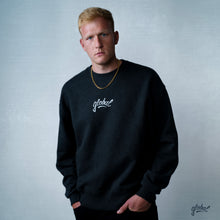 Lade das Bild in den Galerie-Viewer, Classic "global" Sweater