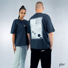 Lade das Bild in den Galerie-Viewer, &quot;Grid&quot; Oversized Unisex T-Shirt
