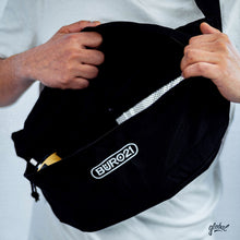 Lade das Bild in den Galerie-Viewer, Oversized „BÜRO21“ Body Bag
