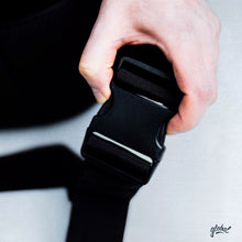 Lade das Bild in den Galerie-Viewer, Oversized „BÜRO21“ Body Bag
