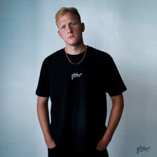 Lade das Bild in den Galerie-Viewer, Classic &quot;global&quot; T-Shirt Unisex
